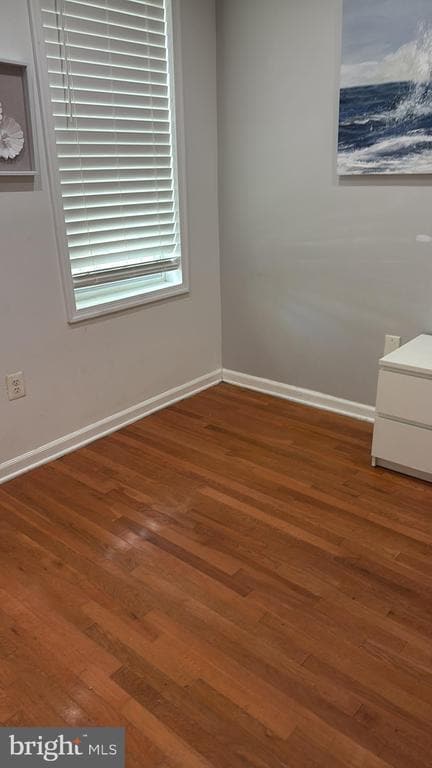 Photo - 1113 Queen St NE