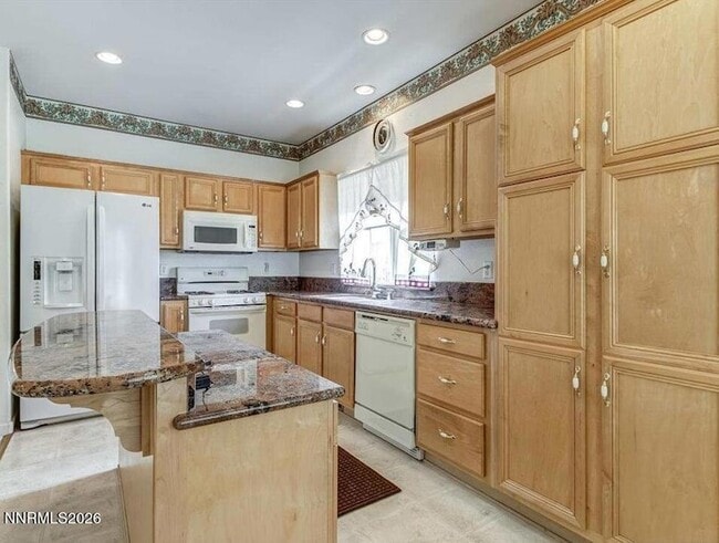 7925 Zinfandel Dr