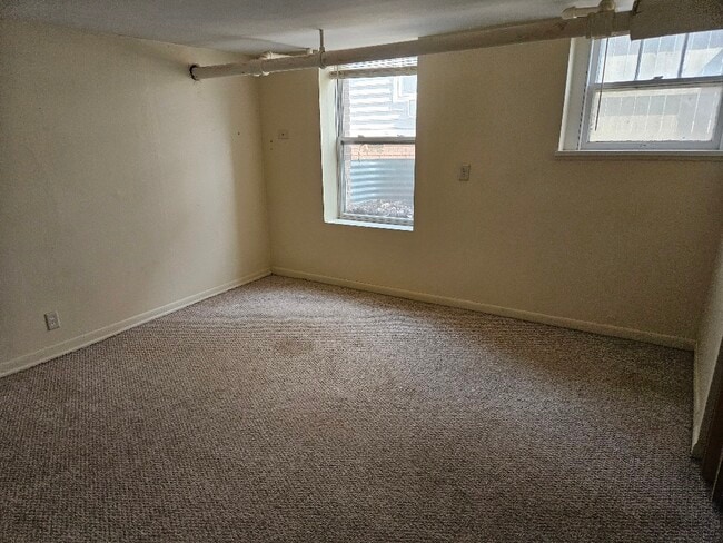 Photo - 603 W Green St