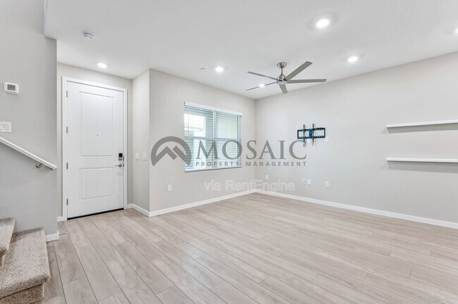 Photo - 778 E Harper St