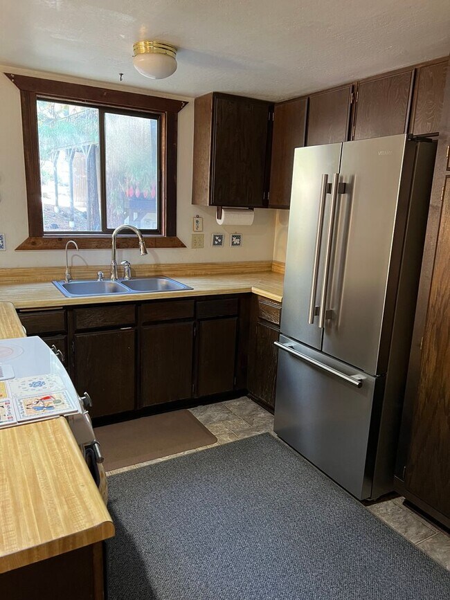 Photo - Winter Lease - Less than a mi to Diamond Peak (2 Bedroom plus Loft)