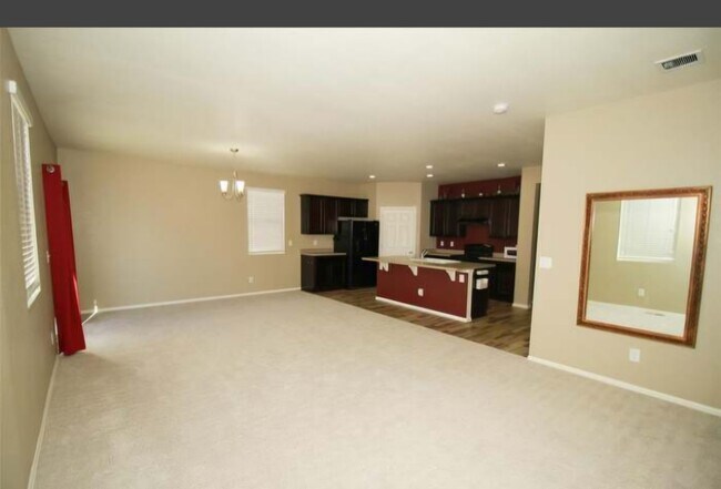 Photo - 461 S 34th Ct