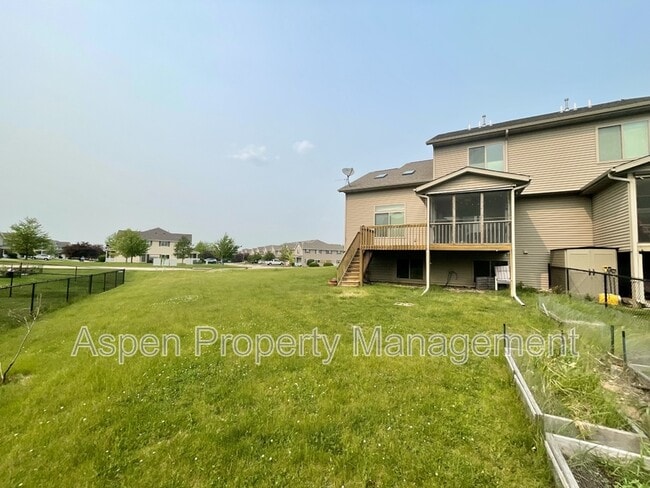 Photo - 1765 Sara Ct