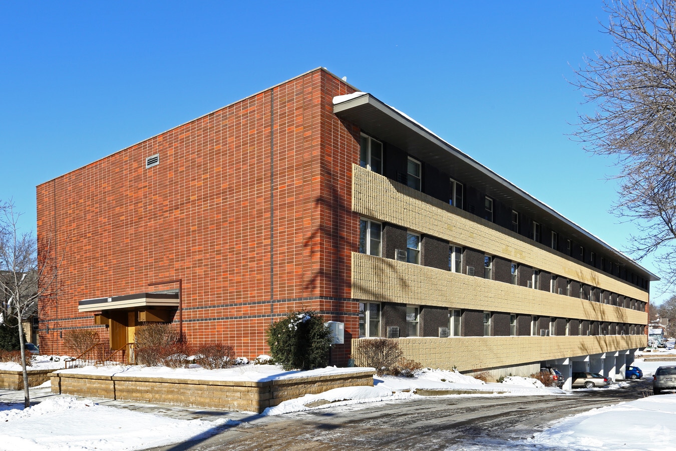 Photo - Riverview Manor