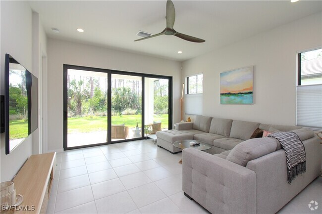 Building Photo - 14620 Kingfisher Lp Rental