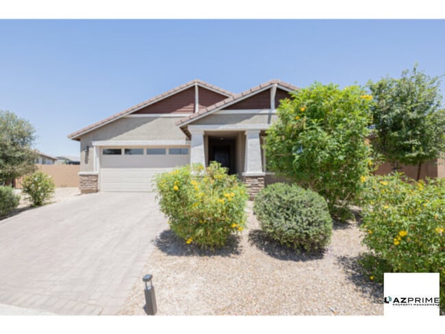 Photo - Modern 4/3 Tolleson House!