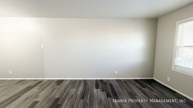 Photo - 2010 Ave. S Unit 3