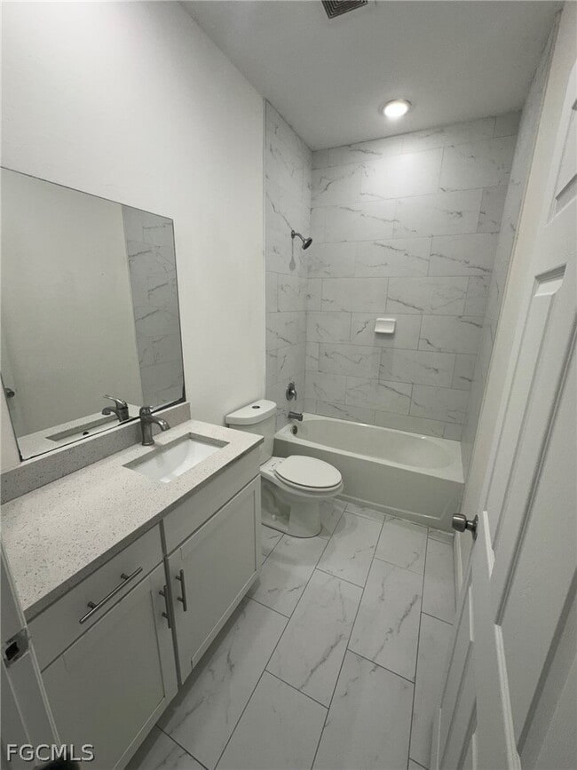 Photo - 5134 Bristo St