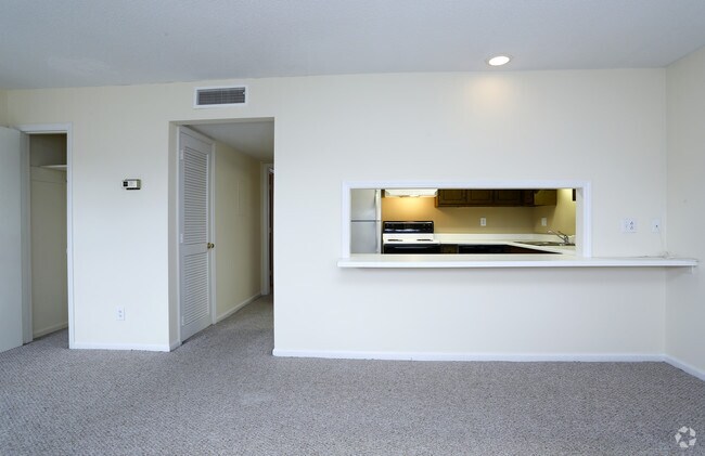 Photo - Villager Apartments