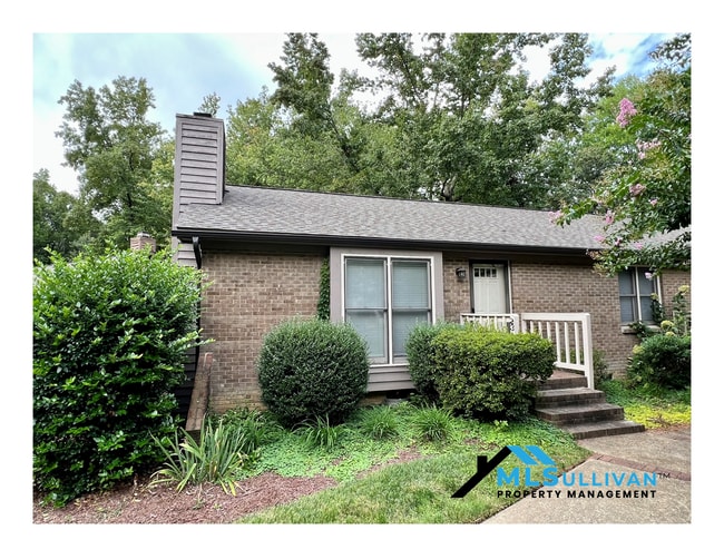Photo - 300 W Woodcroft Pkwy Casa Adosada