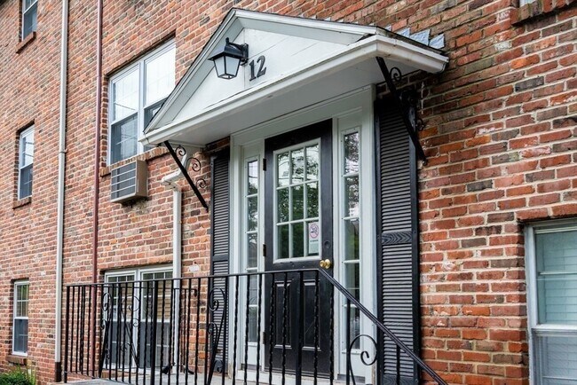 Photo - 12 Colonial Village Dr Unit 12