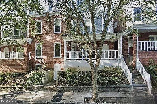 Photo - 1605 N West St Townhome