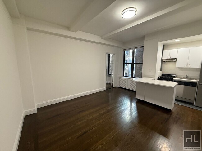 Building Photo - EAST 46 STREET