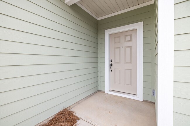 Photo - BRAND NEW 3 Bedroom Home - Stonebridge Fairways - Available NOW