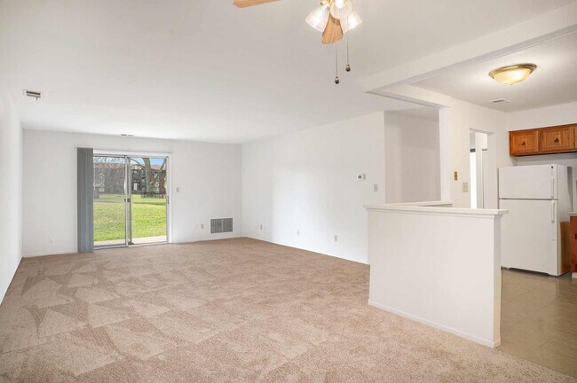 Hampton in Highland Apartments