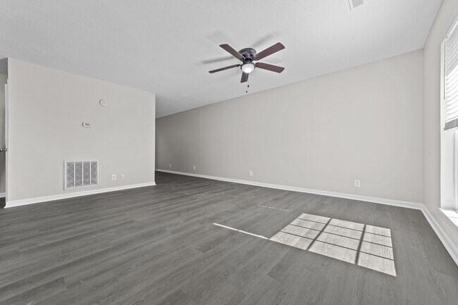 Photo - 1150 Roberts Ln