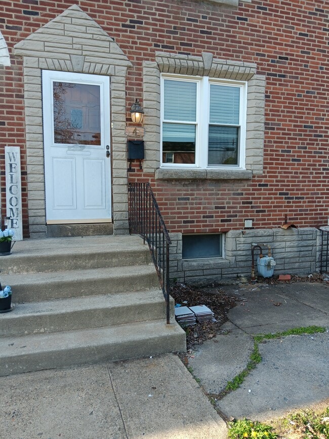 Front screen to be replaced - 4 S Academy Ave