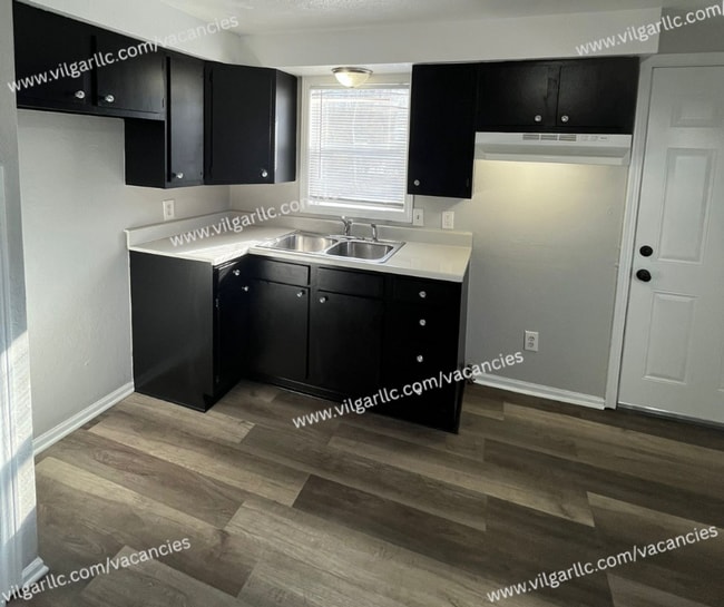 Photo - 11-11 McKinley Ave