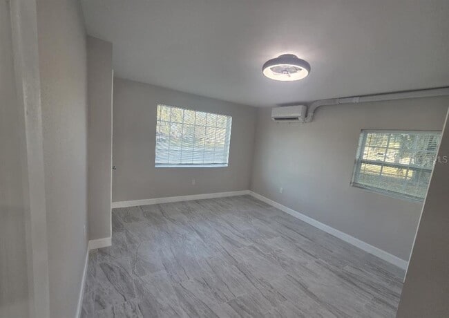 Photo - 712 S Clyde Ave