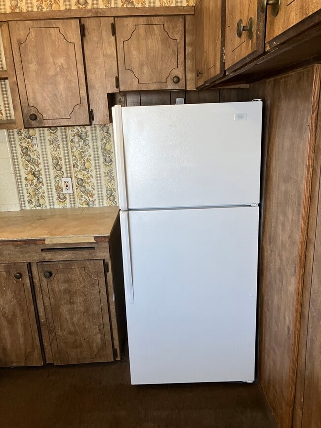 Photo - 447-970-970 Arlington Rd