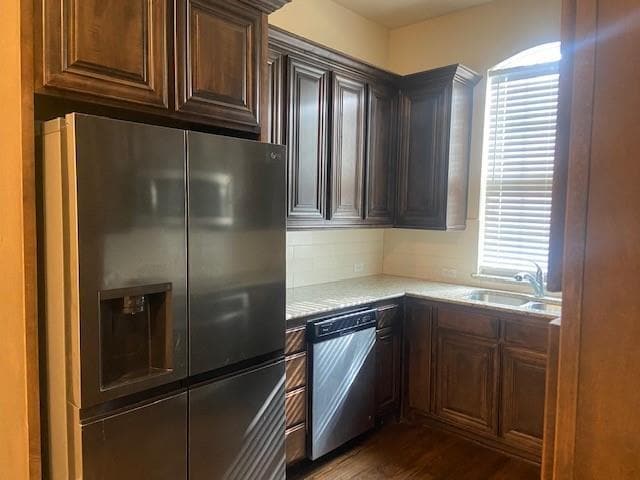 Photo - 844 Dartford Dr