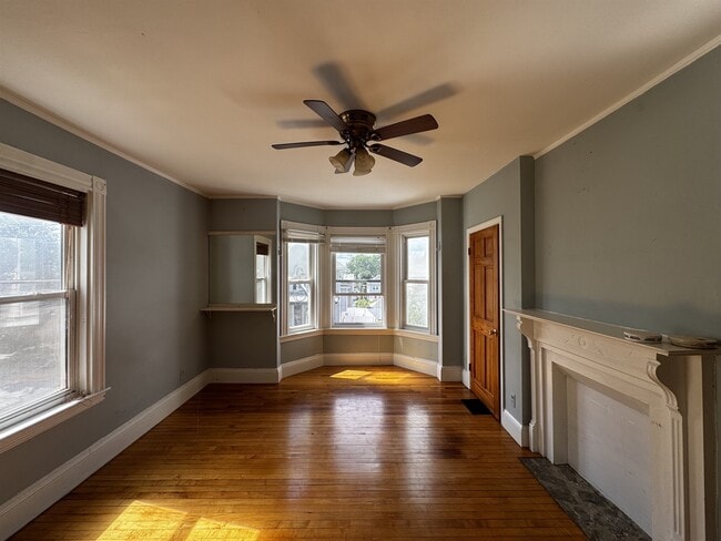 30 Hume Ave Unit 2