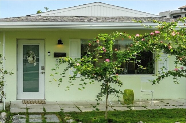 Photo - 578 14th St N