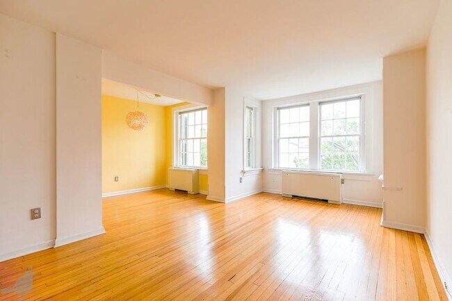 Photo - 1525 Q St NW