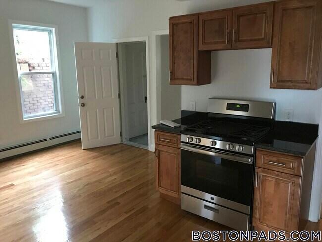 Photo - 58 Medford St Unit 1