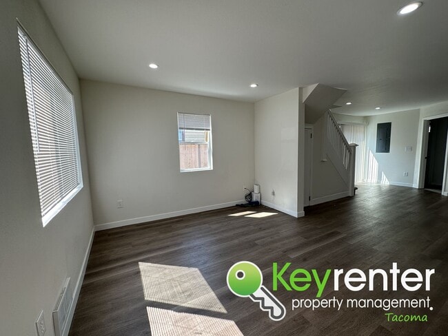 Photo - Astonishing 4Bed/2.5Bath Tacoma Home