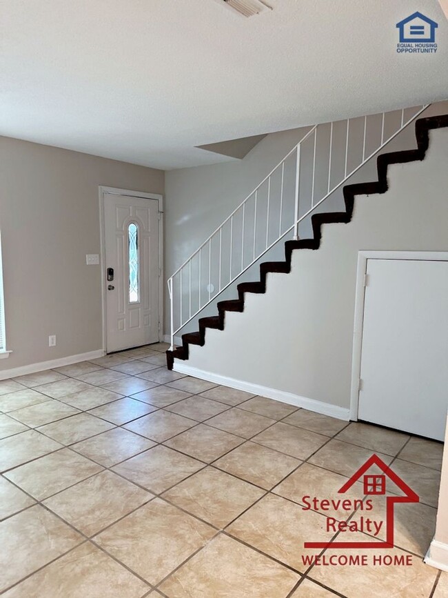 Photo - 4330 Wilson St