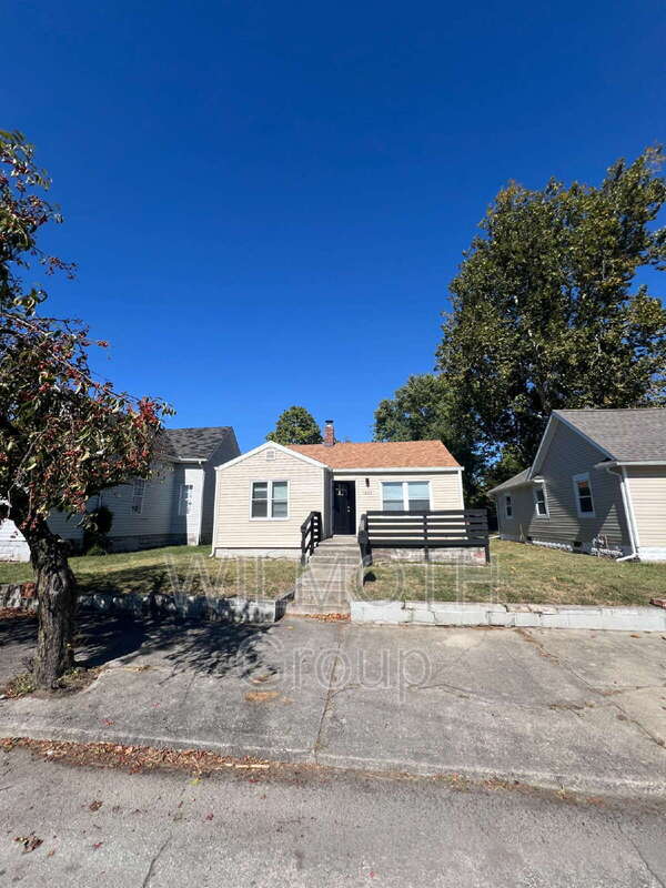 Photo - 1402 E Willard St