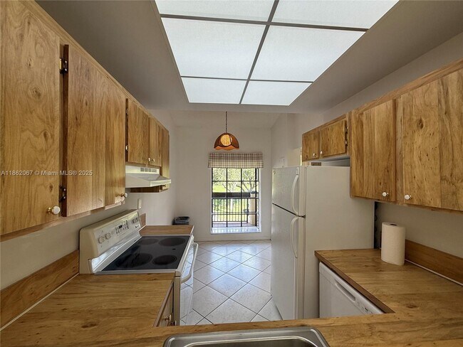Photo - 1953 SW 15th St Unit 78
