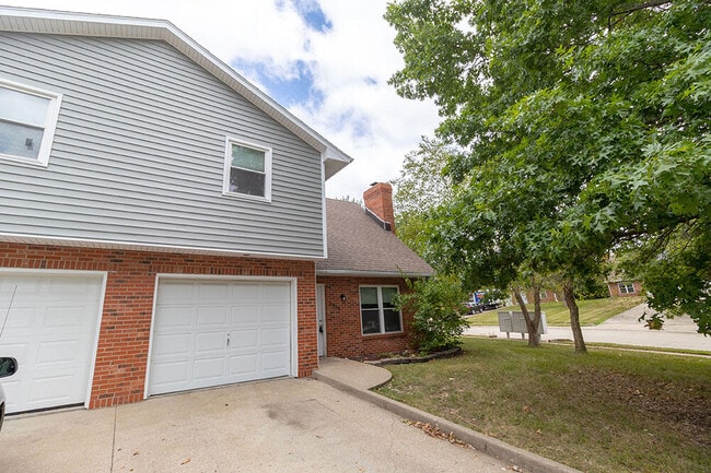 Photo - 3705 Hermitage Rd