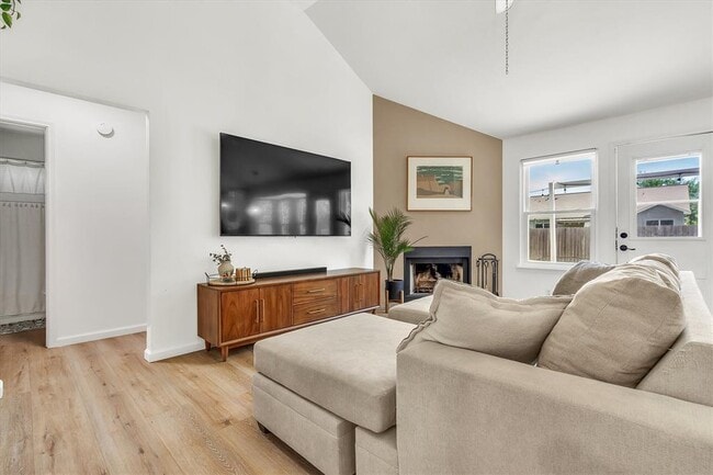 Photo - 206 Quail Cir