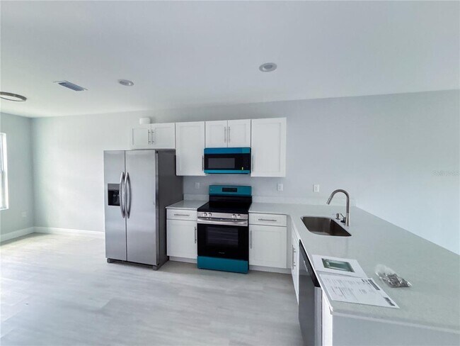 Photo - 17107 Belmont Ave