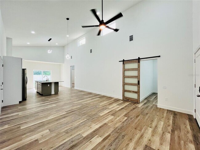 Photo - 7622 Cypress Dr