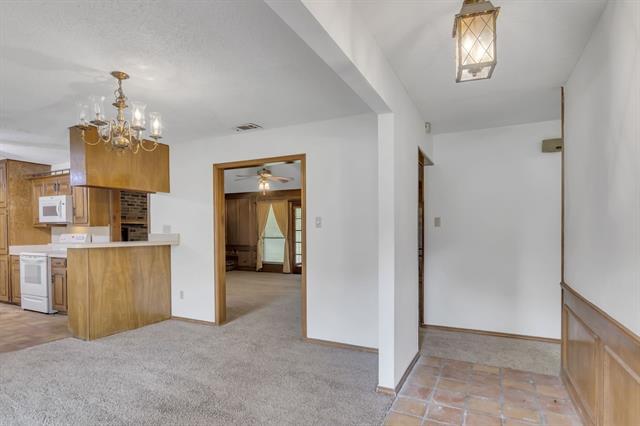 Photo - 450 Briarwood Dr