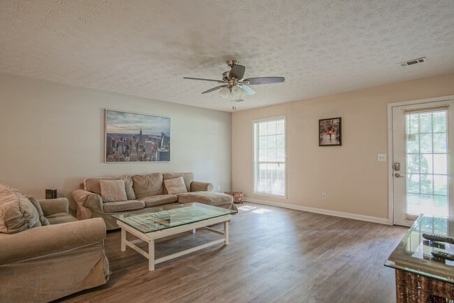 Photo - 846 Park Pl NE Unit SI ID1569982P