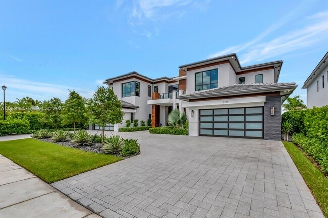 Building Photo - 17241 Carretto Ct