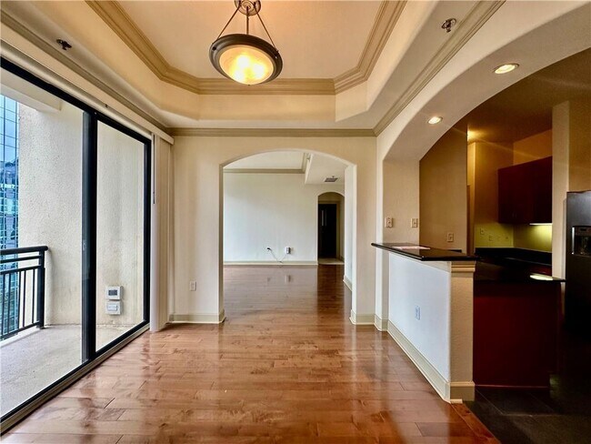 Photo - 3445 Stratford Rd NE Unidad 2004