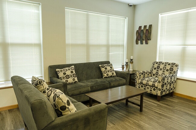 Maple Lawn Apartments