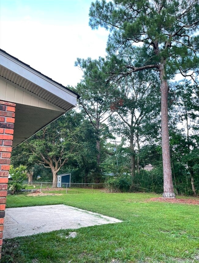 Photo - 15905 Waycross Dr