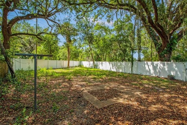 Photo - 711 Wilkinson St