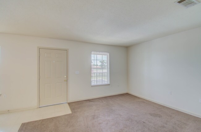 Photo - Chateau Apartments