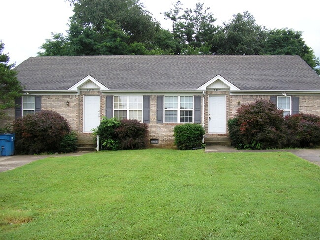 Witherspoon Smiths Grove - Witherspoon Smiths Grove Condo Unit 128