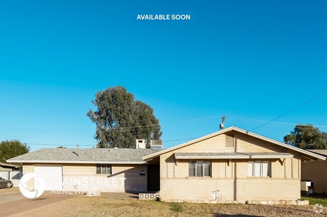 Building Photo - 5514 W Monterosa St Rental