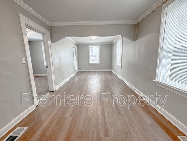 Photo - 1537 S Willow Ave