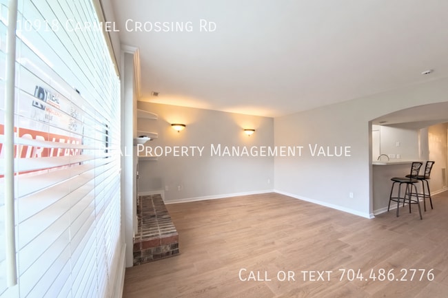 Photo - 10918 Carmel Crossing Rd