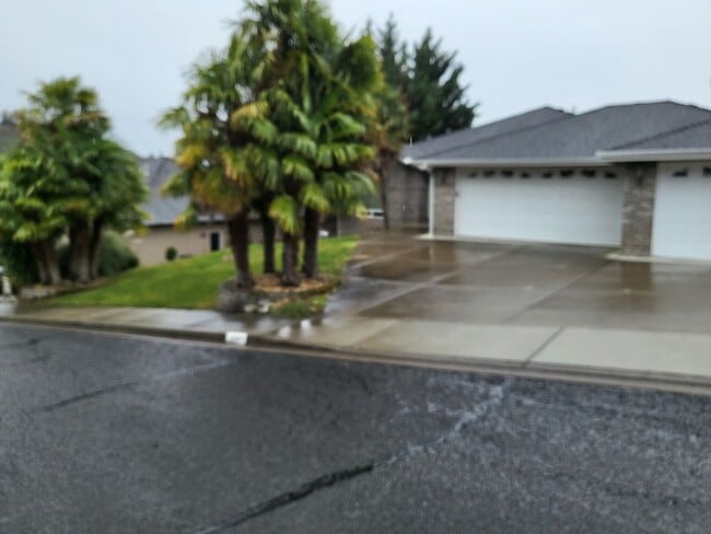 Photo - 5 bed 3 bath